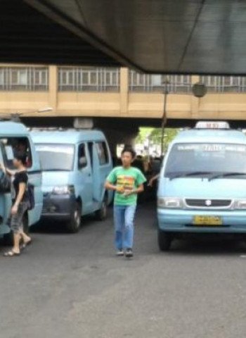 Angkot Dilarang Beroperasi Selama Lebaran di Puncak: Evaluasi dan Penindakan