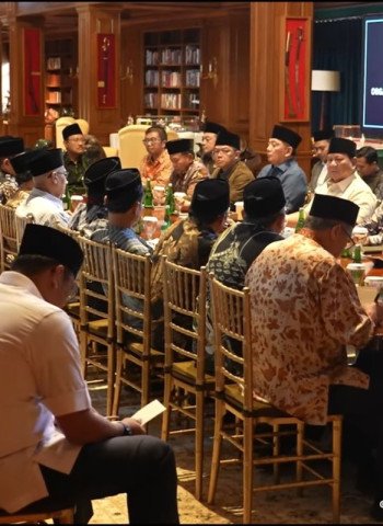 Prabowo Subianto Ambil Langkah Tegas dan Libatkan Ormas untuk Redam Demonstrasi