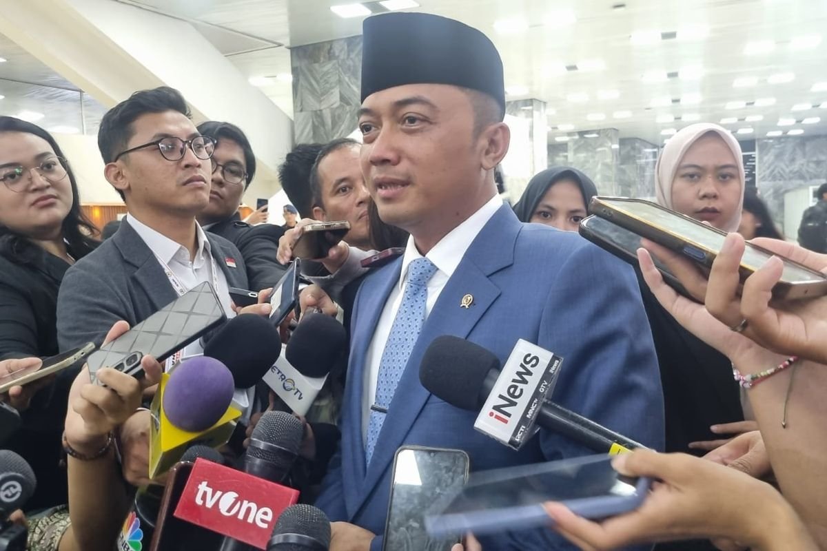 Mensesneg Prasetyo Hadi Belum Pantau Demo di Jakarta, Fokus pada Penganugerahan Tanda Kehormatan