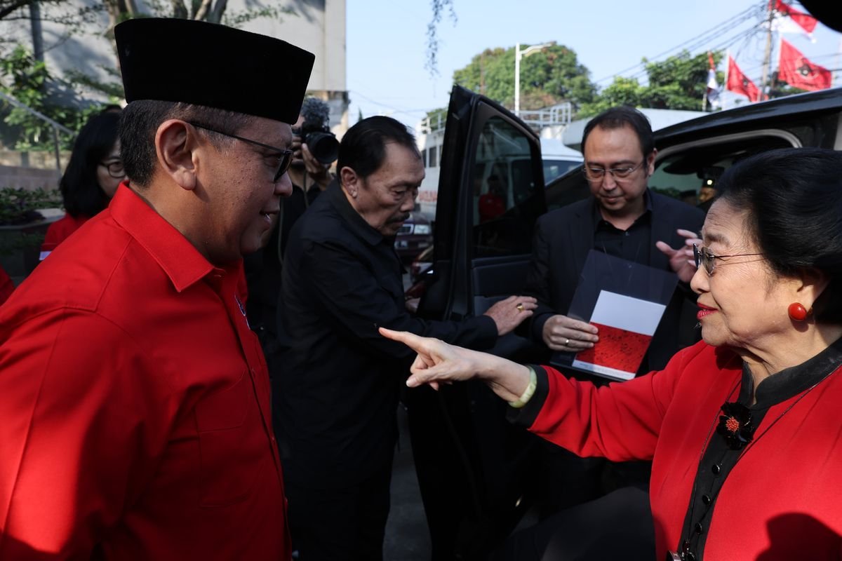 Banyak Pemda Naikkan Pajak, Hasto Ingatkan Kader PDI-P untuk Lebih Peka pada Rakyat