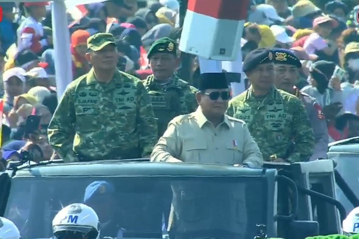 Prabowo Lantik Marsdya Andyawan Martono Putra Sebagai Pangkohanudnas