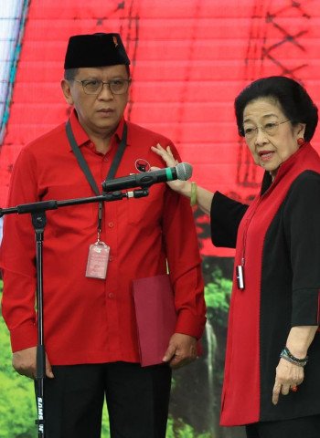 Hasto Kristiyanto Kembali Jabat Sekjen PDIP, Dilantik Megawati Sebelum Rapat Pleno