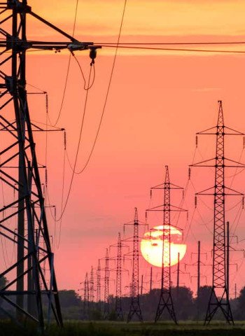 Prabowo Fokus Pemerataan Energi, Listrik Masuk Ribuan Desa dan Dusun