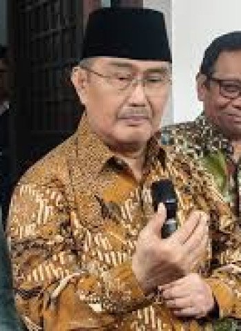 Polemik Perpol 10/2025: Jimly Terkejut, Menkum Minta Tidak Diperdebatkan