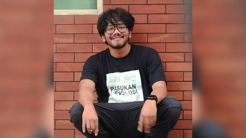 Kepemimpinan Baru di Tengah Krisis: Ferry Irwandi dan Kebangkitan Sosial Indonesia