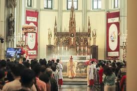 Suasana Khidmat dan Hangat Misa Pontifikal di Gereja Katedral Jakarta