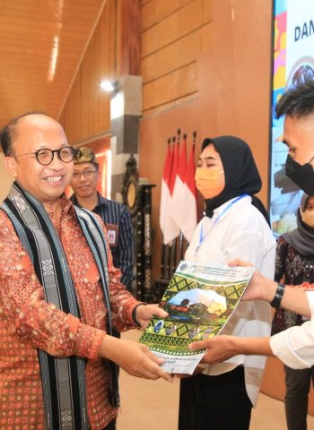 Peluncuran Desk Ketenagakerjaan: Komitmen Polri dan Kementerian Ketenagakerjaan untuk Hak Pekerja