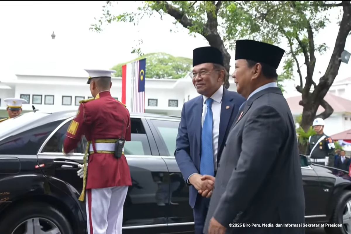 Presiden Prabowo Sambut PM Anwar Ibrahim di Istana Merdeka, Bahas Konsultasi Tahunan RI-Malaysia