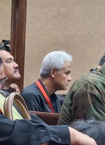 Elite PDIP Tunjukkan Solidaritas saat Hasto Divonis Penjara