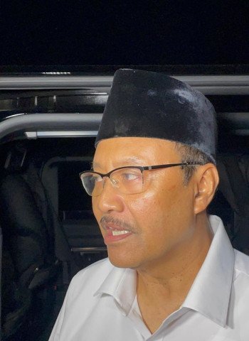 Prabowo Subianto Menggalang Menteri di Hambalang, Menitikberatkan Persiapan Sekolah Rakyat