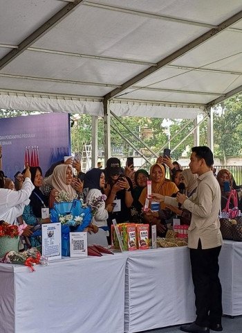 UMKM Banyuwangi Minta Dukungan Gibran Rakabuming Lewat Endorse Foto