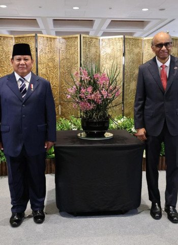 Presiden Prabowo Subianto Abadikan Nama Ibunda, Dora Sigar, pada Anggrek di Singapura