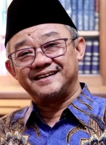 Mendikdasmen Siap Patuhi Putusan MK: SD dan SMP Swasta Tanpa Biaya