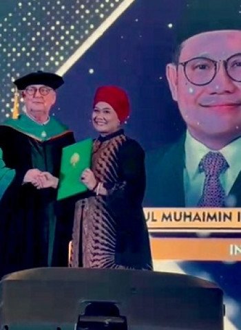 Cak Imin Dianugerahi Gelar Kehormatan: Pengakuan Global untuk Sosok Indonesia