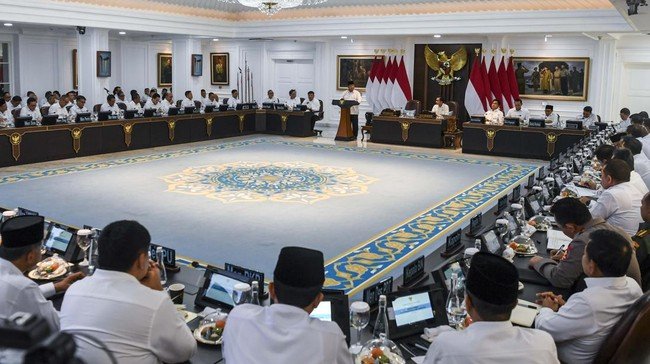 DPR: Pejabat Tak Kompeten Harus Diberhentikan untuk Meringankan Beban Rakyat