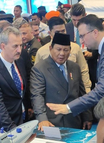Kunjungan Prabowo ke Gerai Industri Pertahanan Turki Pembuat Drone dan Penembak Rudal