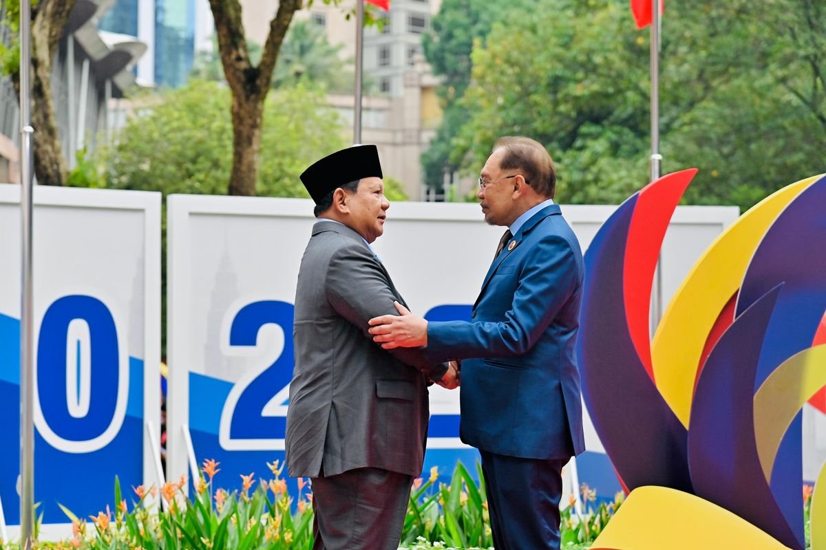 Prabowo Subianto Hadiri KTT ke-46 ASEAN di Malaysia: Isu-isu Krusial yang Dibahas