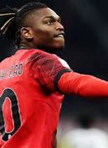 Rafael Leao: Super Sub yang Menginspirasi Kebangkitan AC Milan di Genoa
