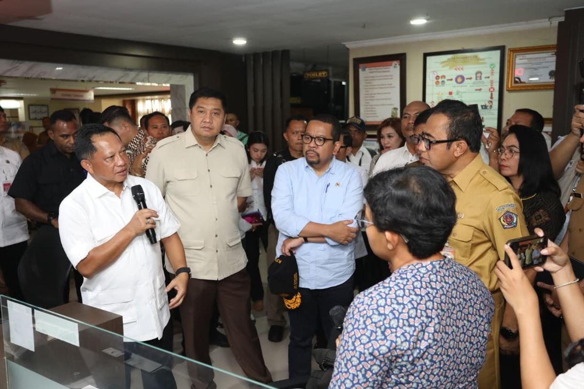 Mendagri Tito Karnavian Dorong Sosialisasi Kebijakan Pembebasan BPHTB dan PBG di Denpasar