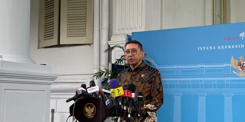 Kontroversi Gelar Pahlawan Nasional untuk Soeharto: Fadli Zon Tegaskan Tidak Ada Bukti Keterlibatan dalam Genosida