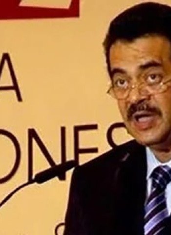 Kejagung Konfirmasi Status Stateless Riza Chalid dan Jurist Tan