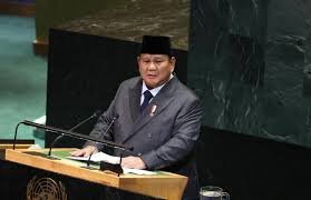 Satu Tahun Diplomasi Prabowo: Evaluasi dan Tantangan di Kancah Internasional
