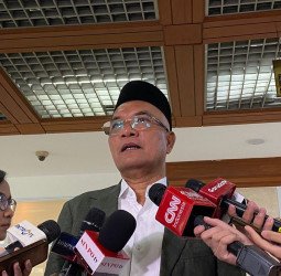 Komisi VIII Usulkan Pembagian Nusuk Sebelum Keberangkatan Haji untuk Cegah Jemaah Terlantar