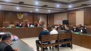 Empat Bos Perusahaan Swasta Dituntut 4 Tahun Penjara dalam Kasus Korupsi Impor