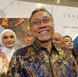Zulhas: Perbaikan Tata Kelola MBG dan Penguatan Pengawasan di Kemenkes