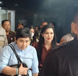 KPK Dalami Pengadaan Pembeku Getah Karet: Eks Dirjen Kementan Diperiksa