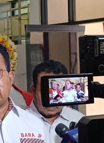 Jokowi Amanatkan Relawan Bara JP Dukung Prabowo-Gibran Dua Periode