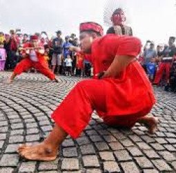 STRATEGI PELESTARIAN BUDAYA BETAWI MELALUI PENDIDIKAN DAN KEBIJAKAN DAERAH