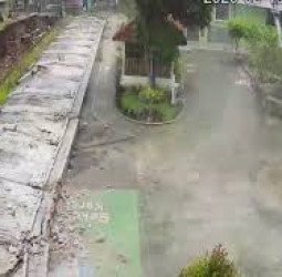 PENYEBAB ROBOHNYA TEMBOK SMPN 182 JAKARTA MENURUT PENJELASAN BPBD DKI