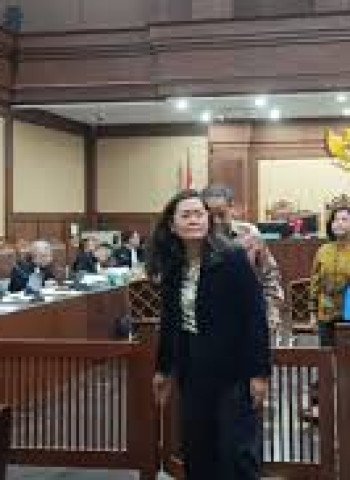 Sidang Dugaan Korupsi: Hakim Pertanyakan Hubungan Nadiem Makarim dengan Gojek Selama Menjabat Menteri