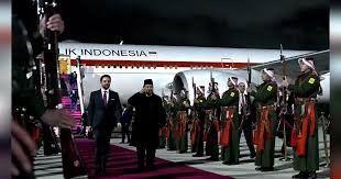 Sambutan Istimewa di Langit Amman: Jet Tempur F-16 Yordania Kawal Kedatangan Presiden Prabowo