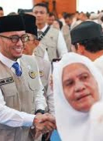 Wamenhaj Tanggapi Gugatan Amphuri, Tegaskan Umrah Mandiri Miliki Segmen Pasar Berbeda