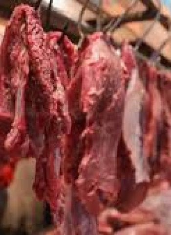 Menjelang Ramadan dan Imlek, Kualitas Daging di Pasar Kramat Jati Aman