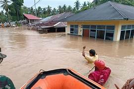 Pemulihan Fasilitas Kesehatan di Daerah Banjir Sumatera: Menkes Optimis