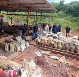 Bareskrim Polri Bongkar Sindikat Penyelundupan Pasir Timah Ilegal ke Malaysia