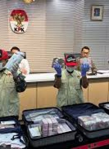 Temuan Koper Berisi Rp 5 Miliar Seret Pejabat Bea Cukai ke Penjara