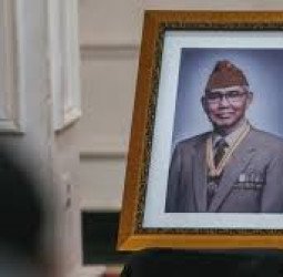 Berpulangnya Try Sutrisno: Mengenang Sosok Prajurit dan Wakil Presiden Ke-6 RI